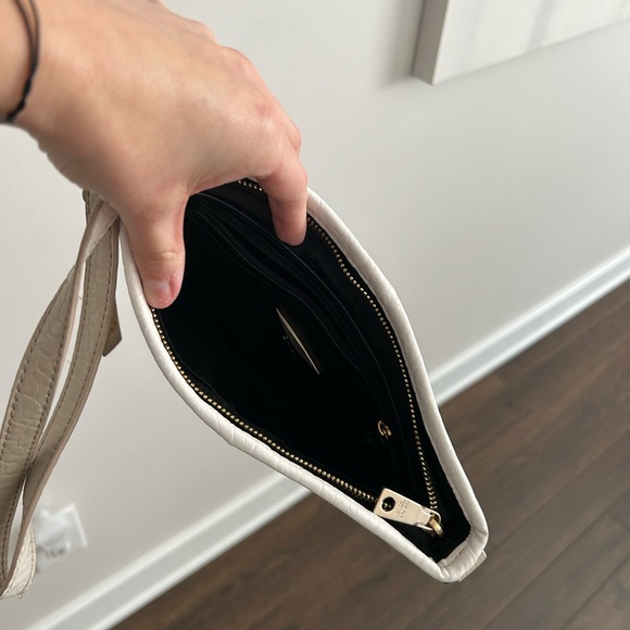 DKNY Clutch - Picture 6 of 7